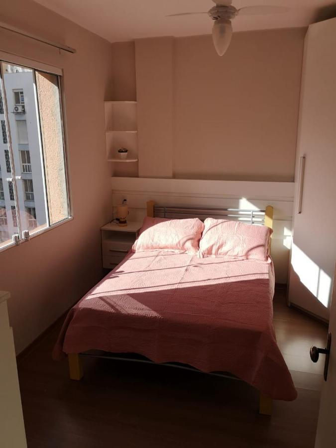 Ensolarado E Espacoso Quarto/Sala No Coracao De Poa 포르투알레그리 외부 사진
