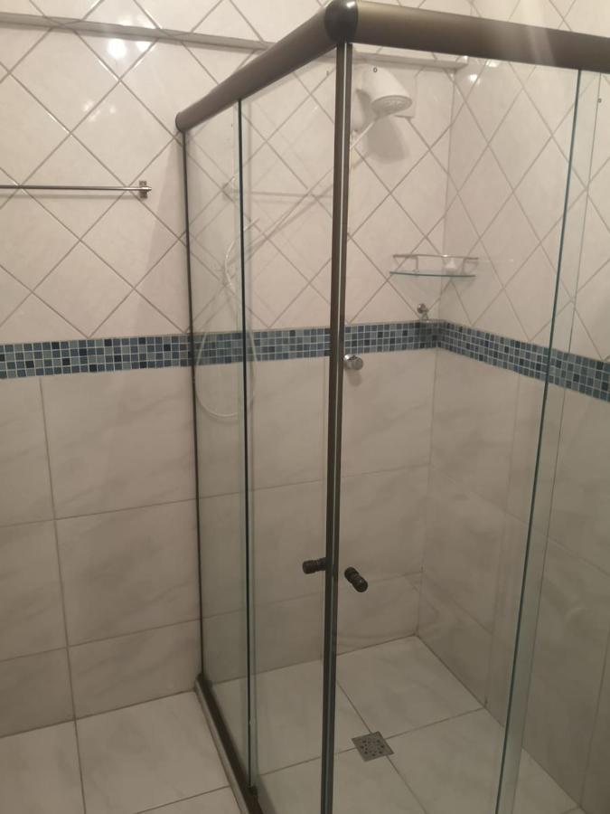 Ensolarado E Espacoso Quarto/Sala No Coracao De Poa 포르투알레그리 외부 사진